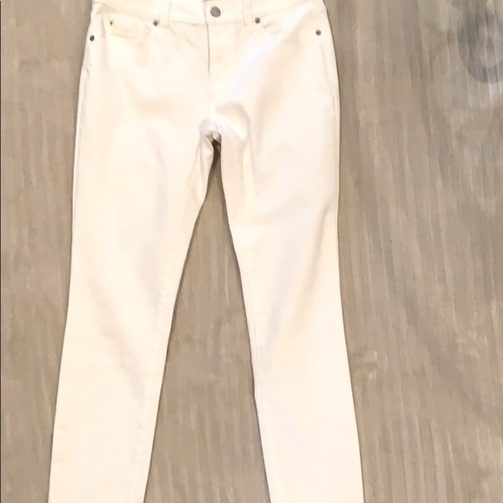 Lady’s pants